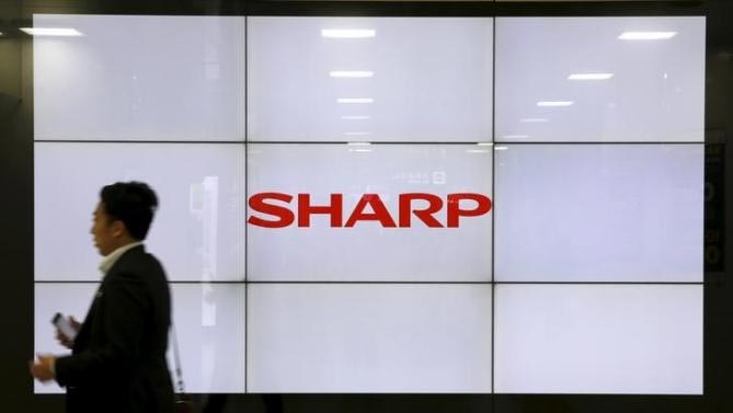 Компания Sharp является пионером в выпуске жидкокристаллических телевизоров