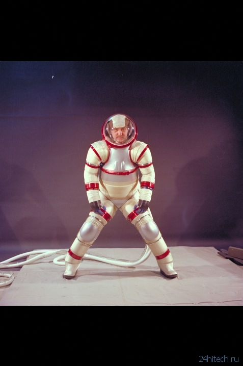 галерея | 13 самых необычных скафандров NASA