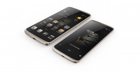 ZTE Axon Max стал самым мощным смартфоном линейки